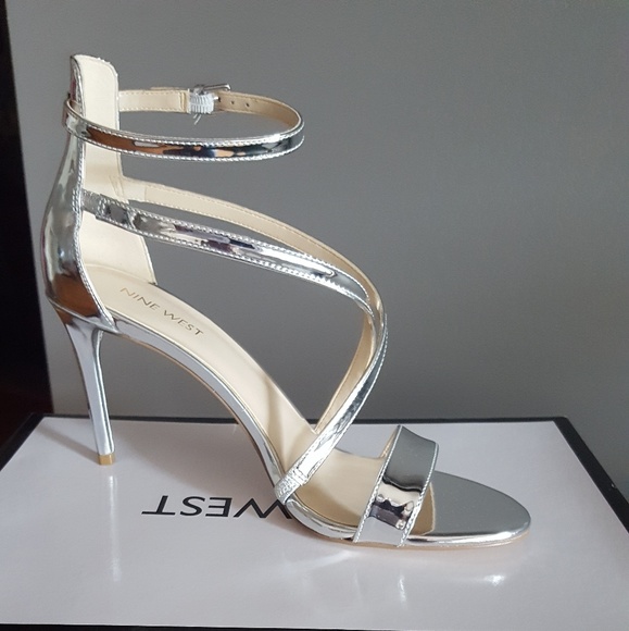 Sandals - Picture 2 of 2